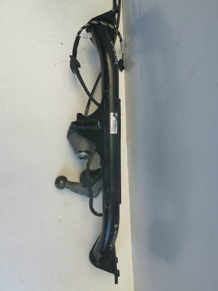 Mercedes Benz W246 B-Klasse Anhängerkupplung Anhänger A2463100100