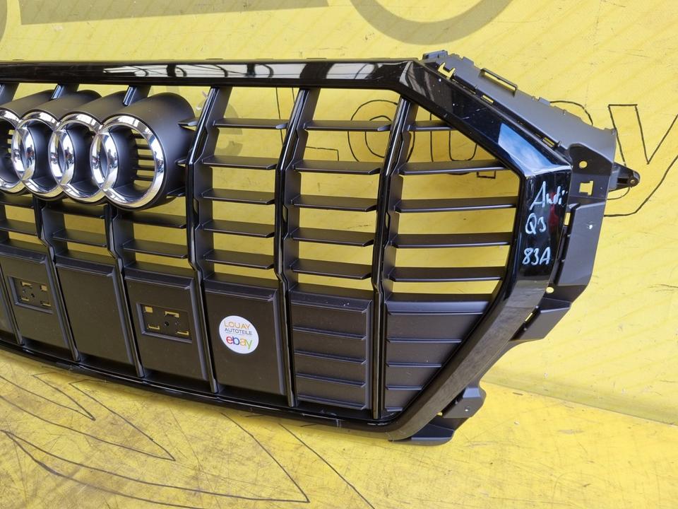 Audi Q3 83A S-Line Kühlergrill Original 83A853651F ✅