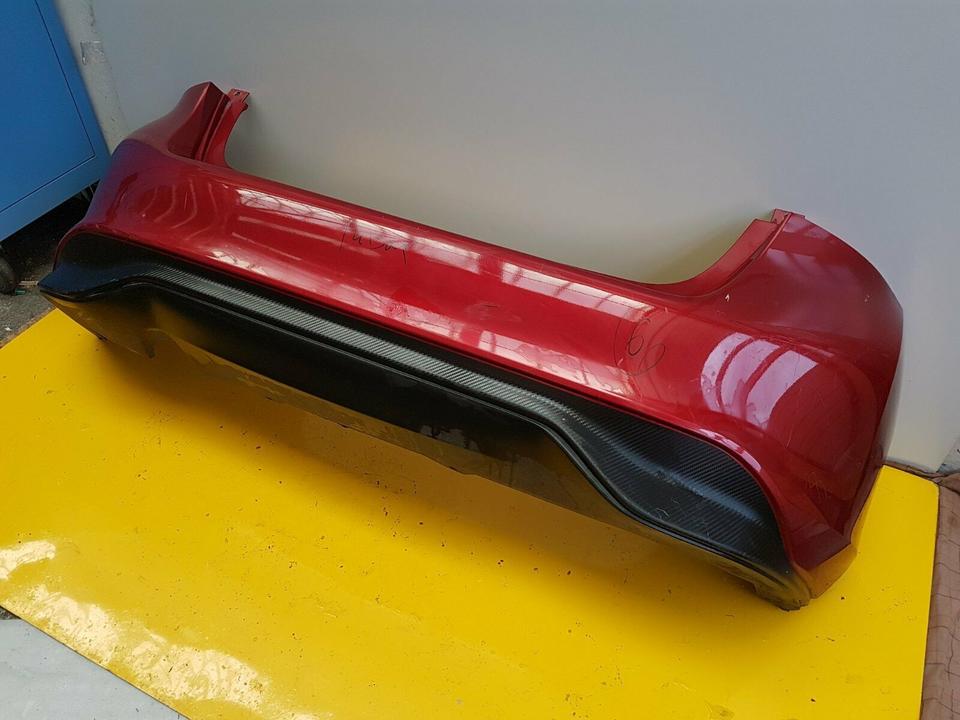 Nissan Pulsar Stoßstange Hinten Heckschürze 85022 3ZL0H ab 2014