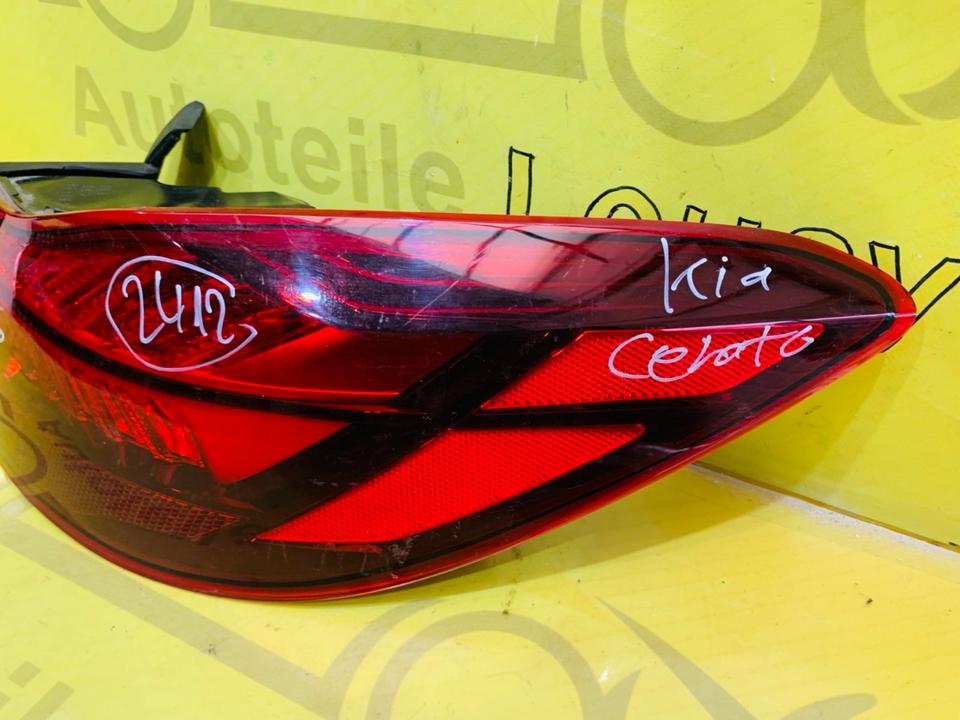Kia Cerato Rückleuchte rechts ab 2018 Original 92402-M6200 ✅